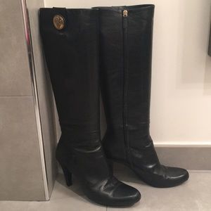 Authentic knee high black leather Gucci boots 9